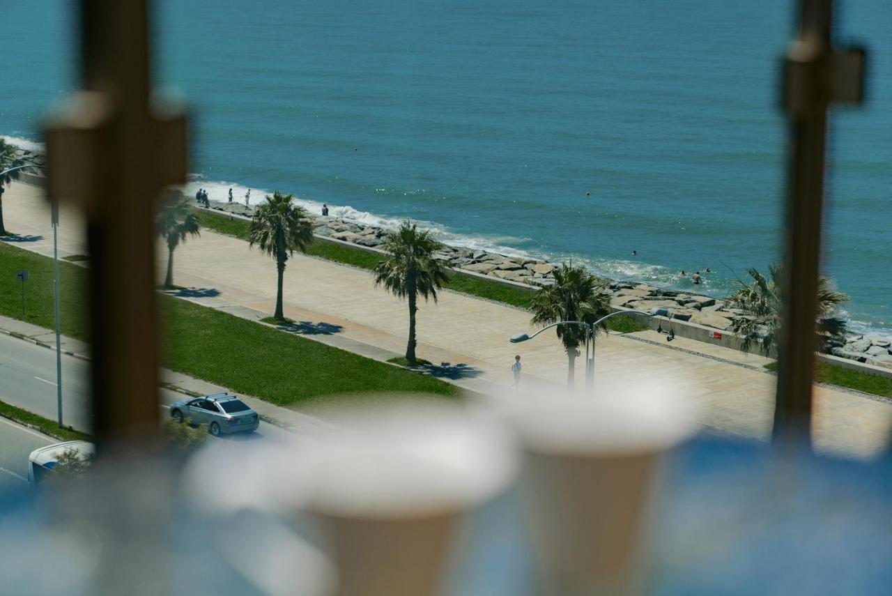 G-Point New Beach Batumi Bagian luar foto