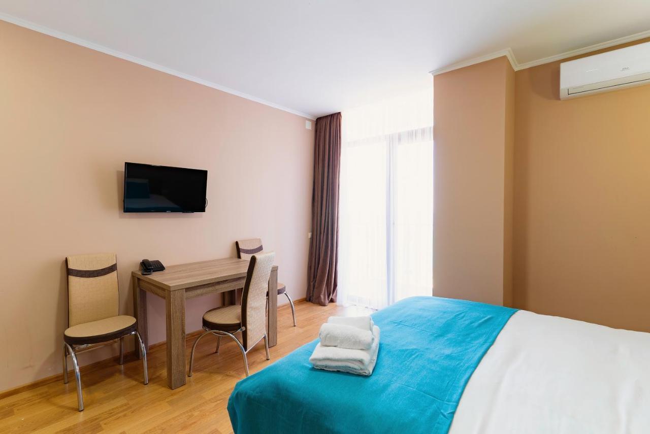 G-Point New Beach Batumi Bagian luar foto